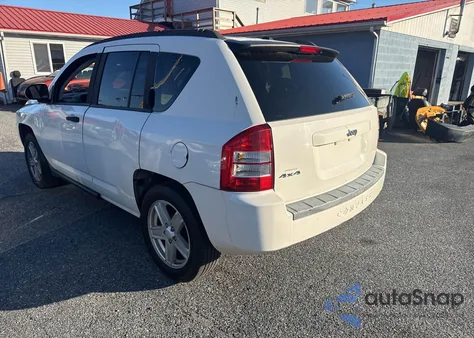 2007 Jeep Compass Sport из США, поврежденный, VIN 1J8FF47W67D179764